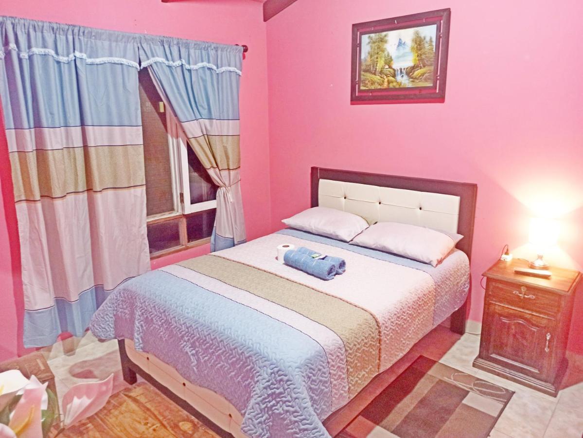 Bed and Breakfast Residencial Moroni - Alojamiento En Кочабамба Экстерьер фото